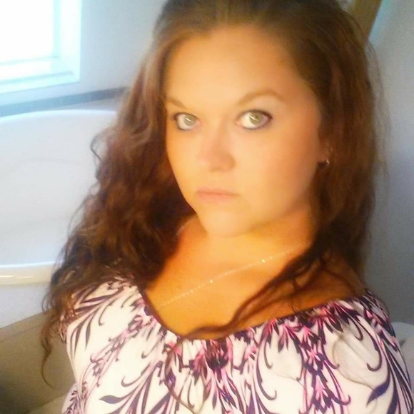 Meet your Posher, Nikki - Picture 6 of 8